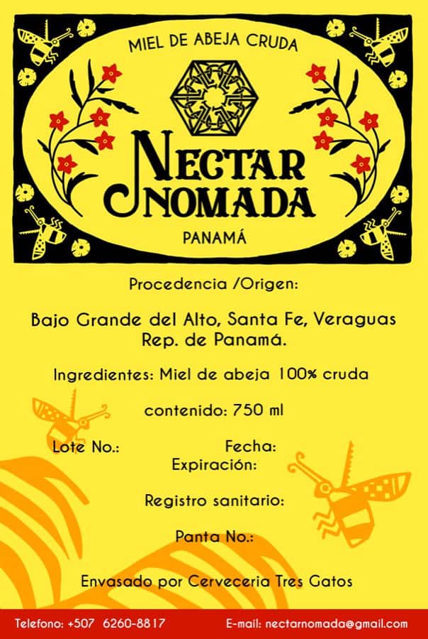 Etiqueta de la miel: óvalo amarillo con el logotipo de Néctar Nómada, abejas y flores rojas alrededor