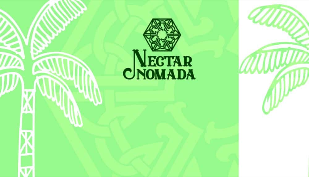 Verde. Una palma de hojas abiertas en trazo blanco y el hexágono en verde oscuro.