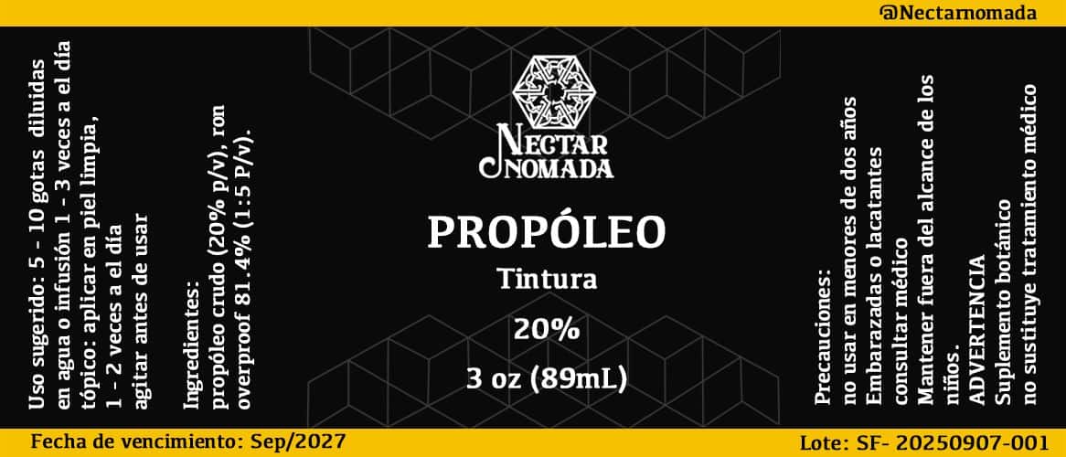 Etiqueta de la tintura de propóleo: franja negra con el logotipo de Néctar Nómada al centro, el nombre y la concentración, y a los lados los paneles de uso sugerido, ingredientes, precauciones y advertencia